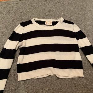 striped knitted cropped long sleeve